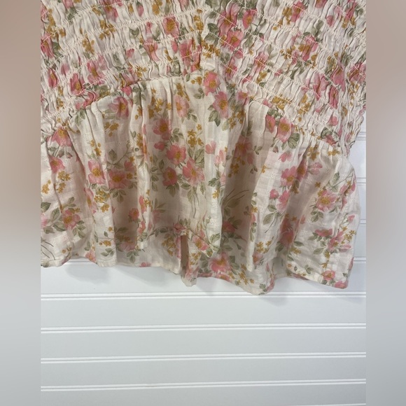 American Eagle Floral V-neck Smocked Peplum Cropped Top Small Women’s EUC - Picture 10 of 10